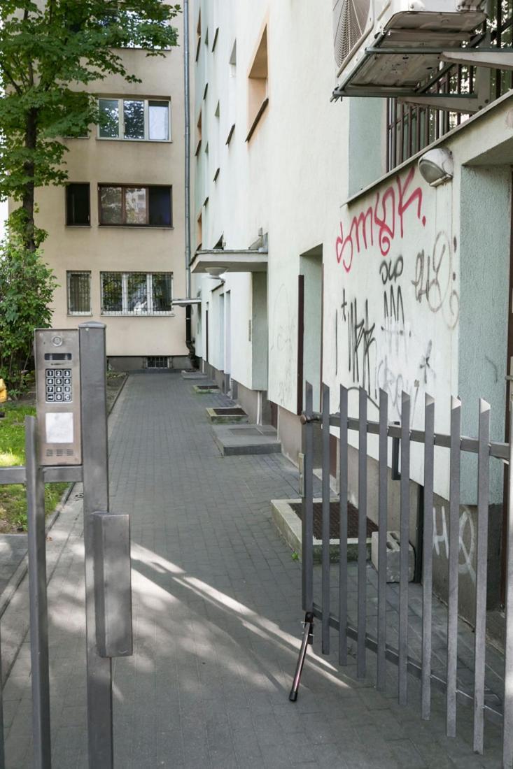 ワルシャワChmielna 106 - Free Parking - Duzy Balkonアパートメント エクステリア 写真